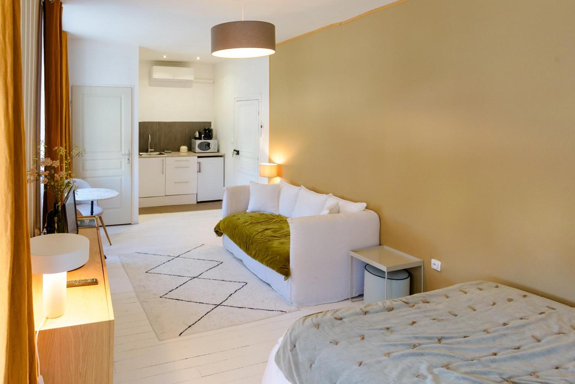 Aux Couleurs De Neuvy Hotel Eksteriør billede